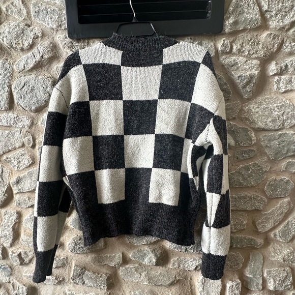 Checker Knit Sweater - Picture 4 of 4